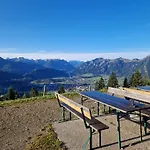 Ferienmaisonette Purpurbuche Apartamento Reutte